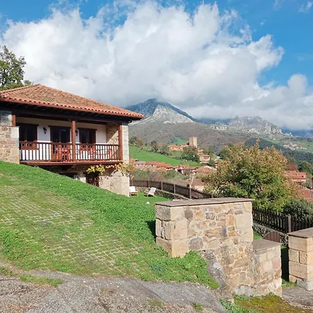 Villa Mogrovejo Villa *