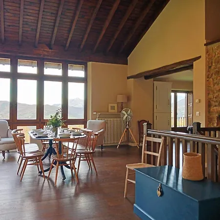 Villa Mogrovejo * Mogrovejo