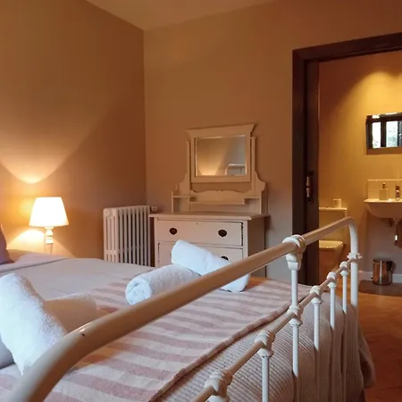 Villa Mogrovejo Villa