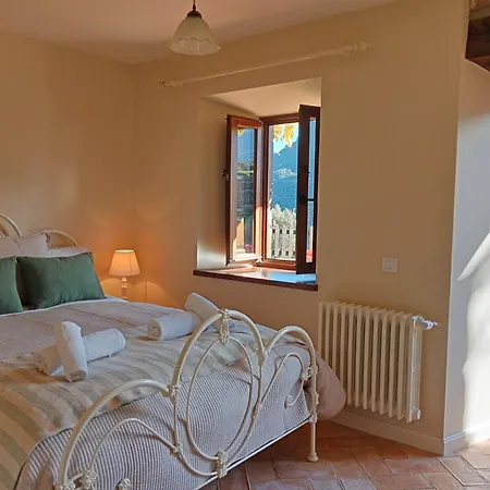 Villa Mogrovejo Villa