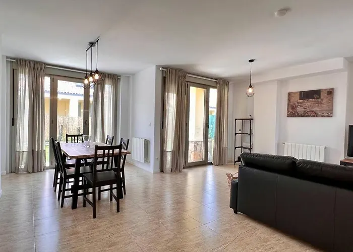 Casa Hazas - Monabri Semesterbostad