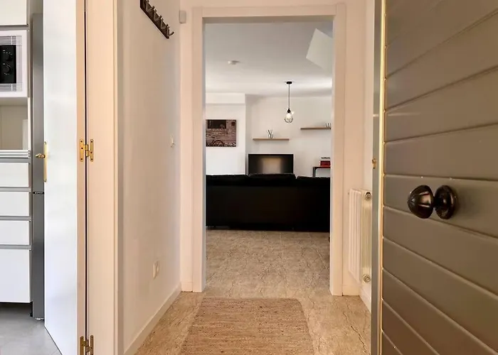 Semesterbostad Casa Hazas - Monabri